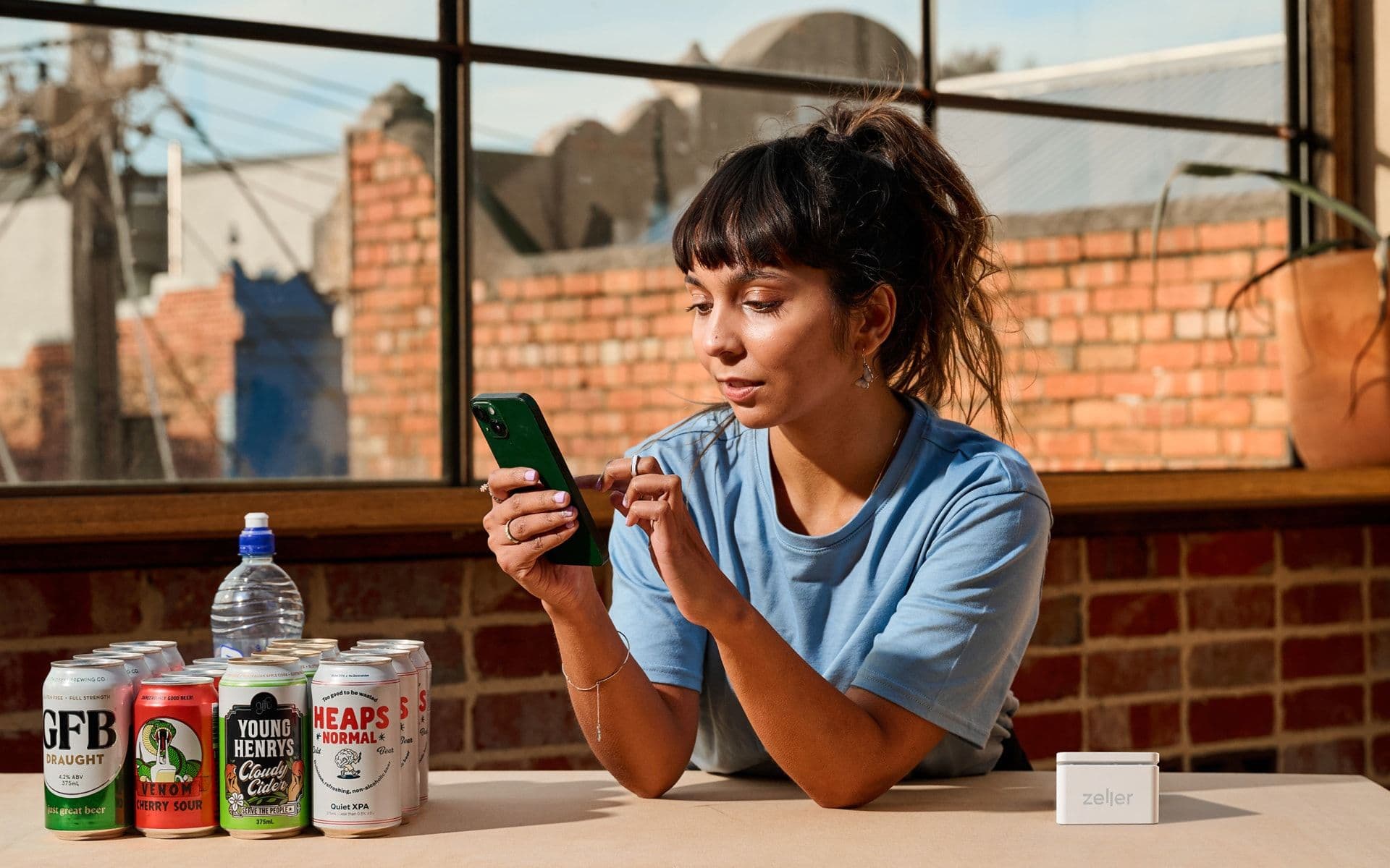 Zeller - Merchant using App