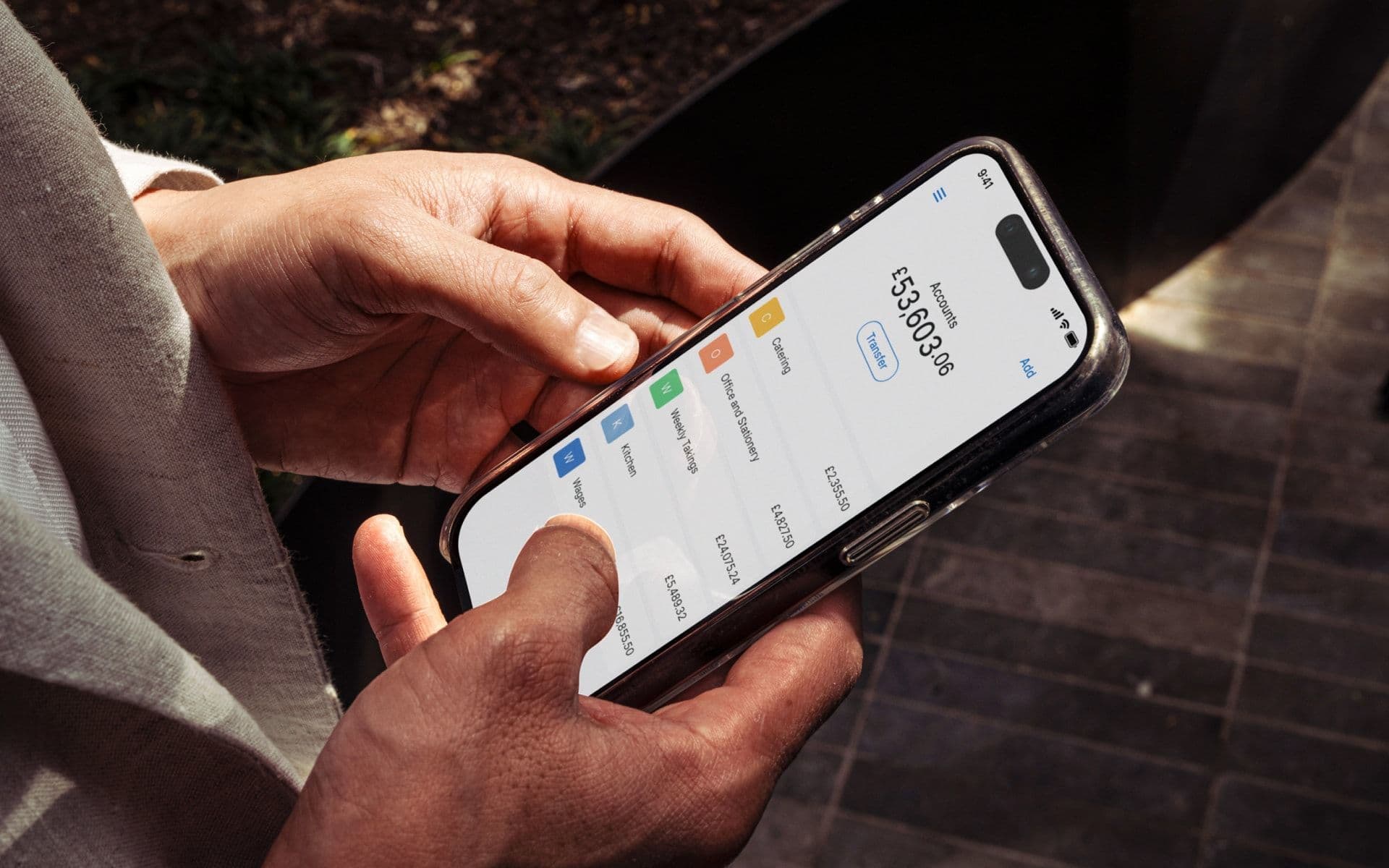 Zeller - App with Accounts